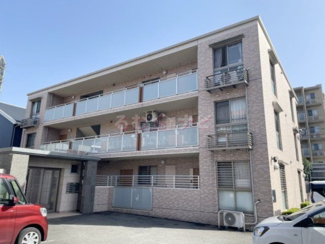 那珂川市道善２丁目の賃貸マンションの外観