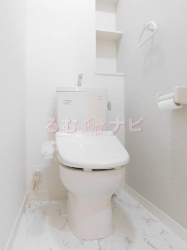 那珂川市道善２丁目の賃貸マンションのトイレ