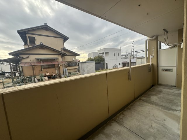 ステップXのバルコニー
