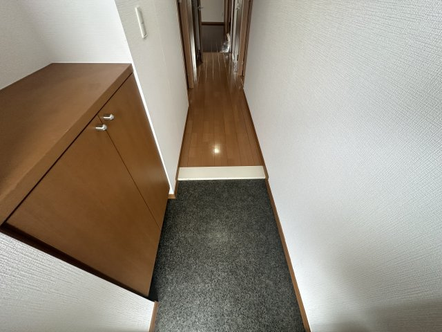 ステップXの玄関