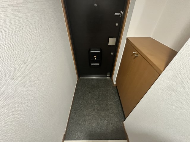 ステップXの玄関