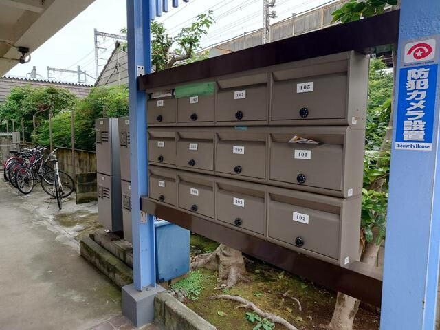 コーポ豊のエントランス|清潔なエントランスです