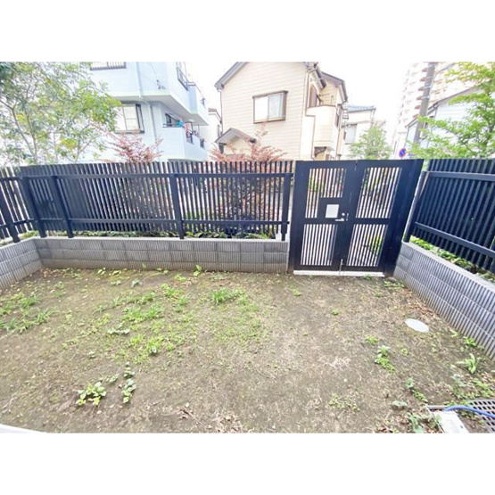 【庭】 | サンクレイドル西川口Ⅲ（０３０６９６） | お庭も活用できます