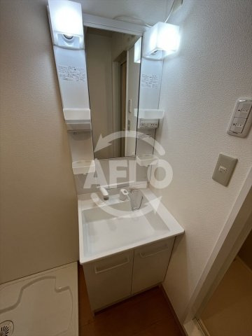 みおつくし杭全の独立洗面台|みおつくし杭全　独立洗面台
