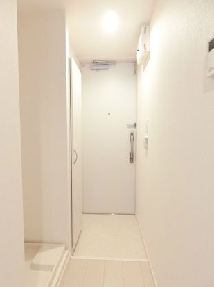 リブリ・辻堂の玄関