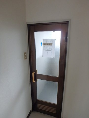 二美ビル丸塚の内装