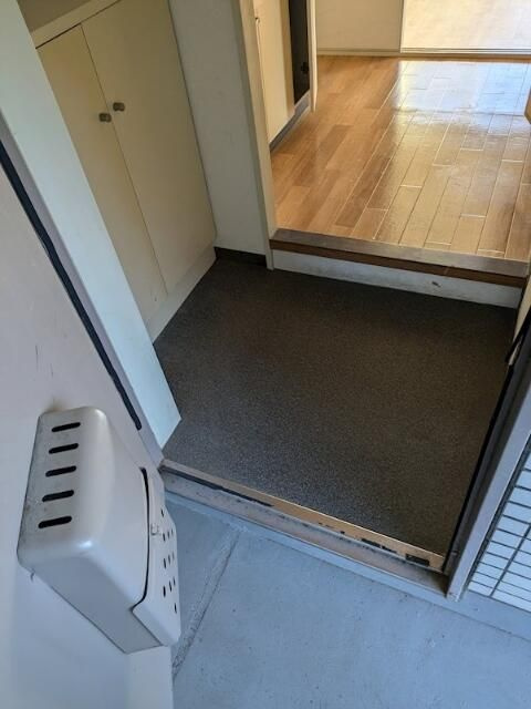 コウエイマンション目黒の玄関