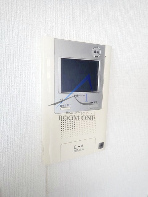 ルクレ高野台レジデンスのセキュリティ|モニター付きインターホンです。