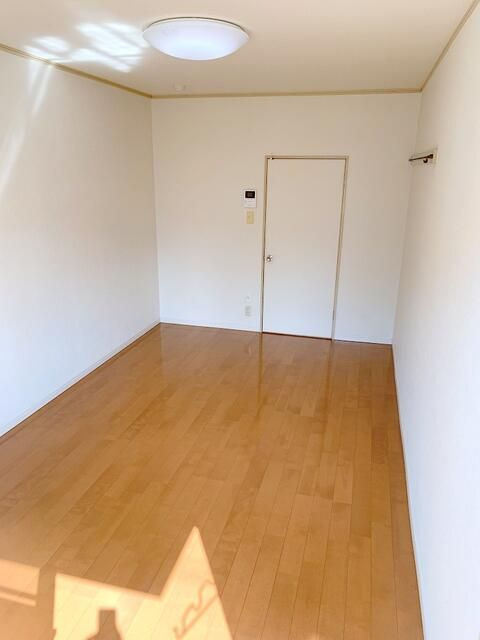 日創ハイツの寝室