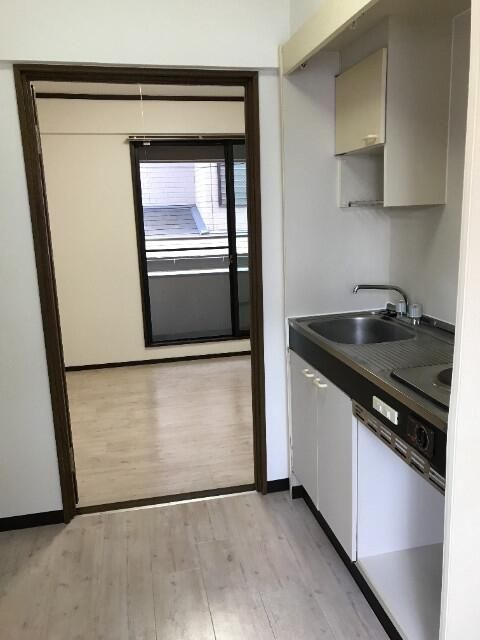 エスコートパレス南浅９０壱番館のキッチン