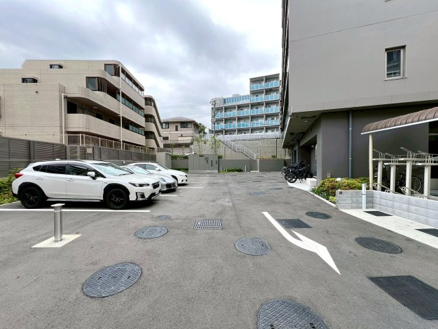 【駐車場】 | ザ・パークハビオ中野富士見町ガーデン