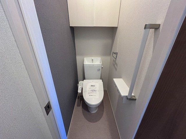 ホーリープレイス唐津　Ⅰのトイレ|落ち着いたトイレです