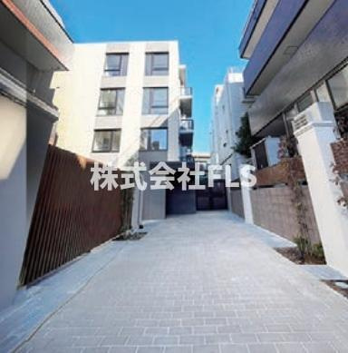 豊島区西巣鴨２丁目の賃貸マンションのエントランス
