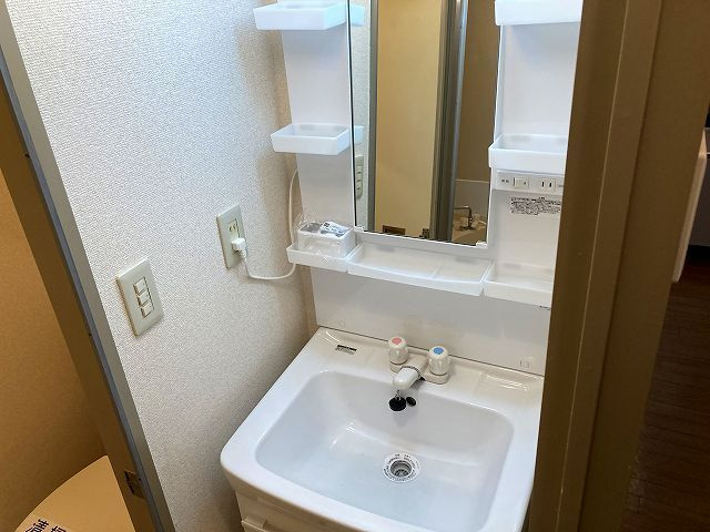 立川市曙町２丁目の賃貸マンションの独立洗面台