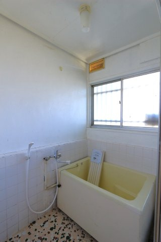 小山ハイツの浴室