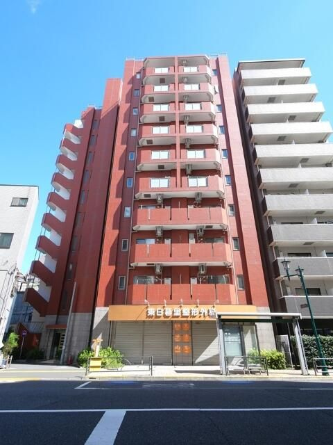 ｆｅｅｔｈ日暮里の外観