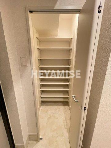 ファミーユ南蛮の収納