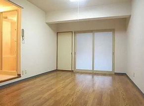 三桃マンションの居間・リビング