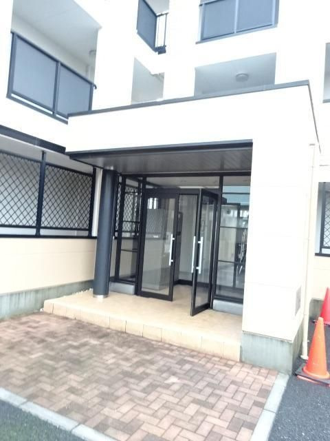 グランヒルズのエントランス