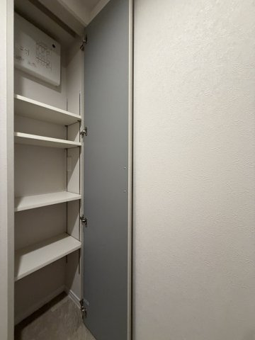 中野区本町４丁目の中古マンションの収納|玄関収納