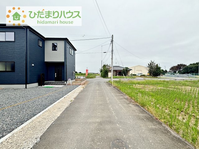 【前面道路含む現地写真】 | 第2下妻市鎌庭　新築戸建 | たっぷりの陽光と心地よい風が舞い込む住まい
