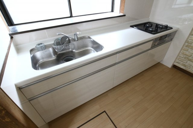 上高丸３丁目戸建のキッチン