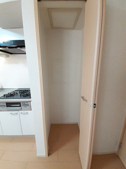 サンテラスの収納