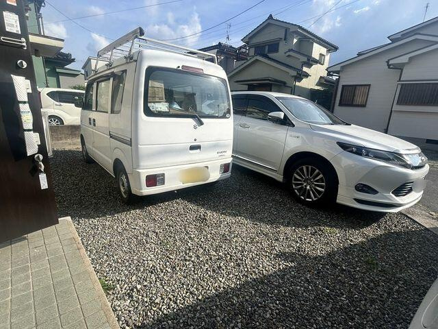 【駐車場】