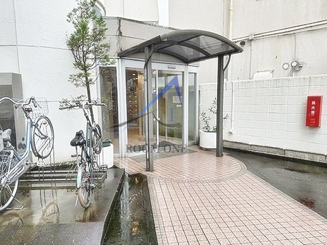 井草サマリヤマンションのエントランス|エントランスです。