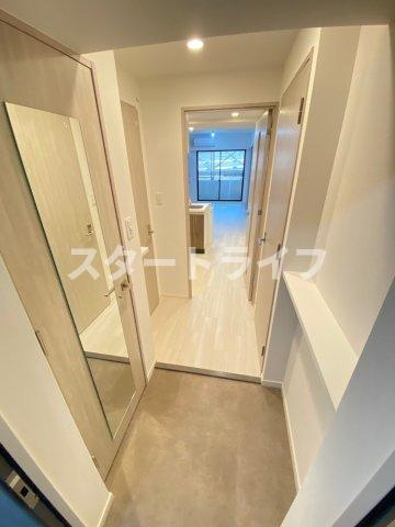 大阪市淀川区木川東４丁目の賃貸マンションの玄関
