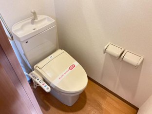 シャワー付トイレ