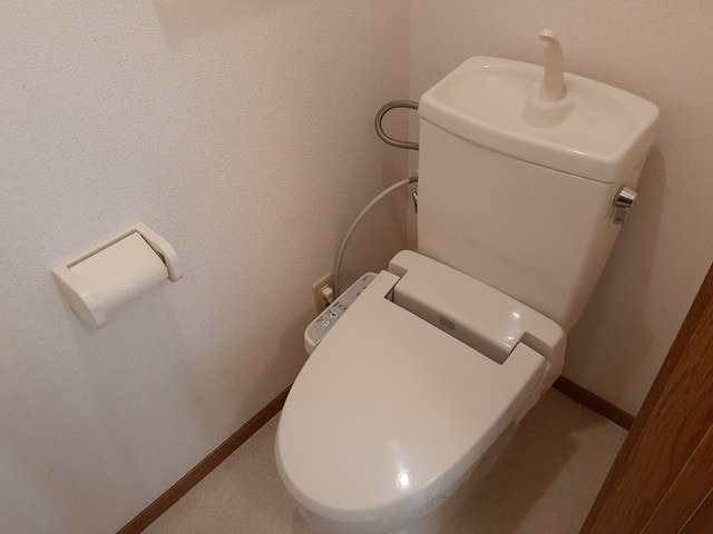 清潔感のあるトイレです