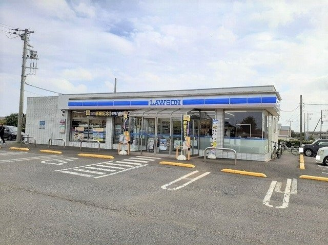 ローソン十倉店まで700m