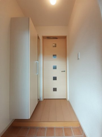 ゆったりとした玄関です