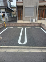 駐車場があるので、車を買う予定の方も安心です