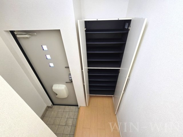 カルムメゾンの玄関