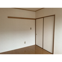 内装は落ち着いています