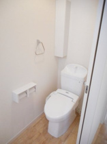 シンプルで使いやすいトイレです