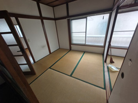 日本らしい落ち着いた雰囲気の和室です
