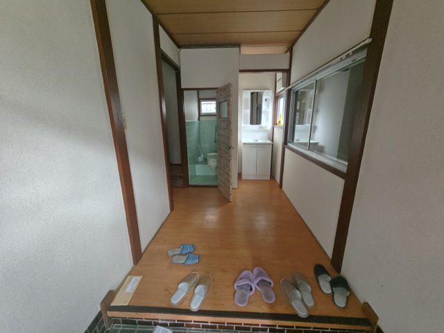ゆったりとした玄関です