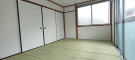 フローリングだけでなく、和室もあります