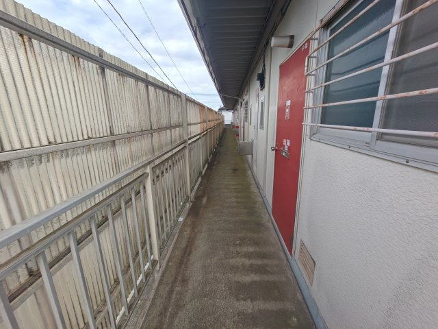 陽当たり良好なバルコニーです