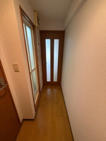 明るい玄関です
