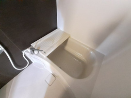 落ち着いた空間のお風呂です