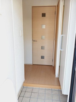 落ち着いた玄関です