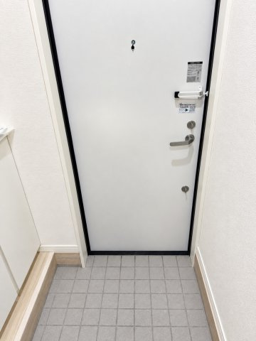 明るい玄関です