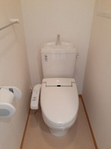 シンプルで使いやすいトイレです