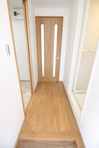 明るい玄関です