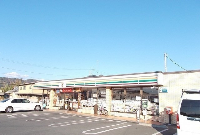セブンイレブン別堀店まで350m