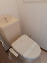 コンパクトで使いやすいトイレです